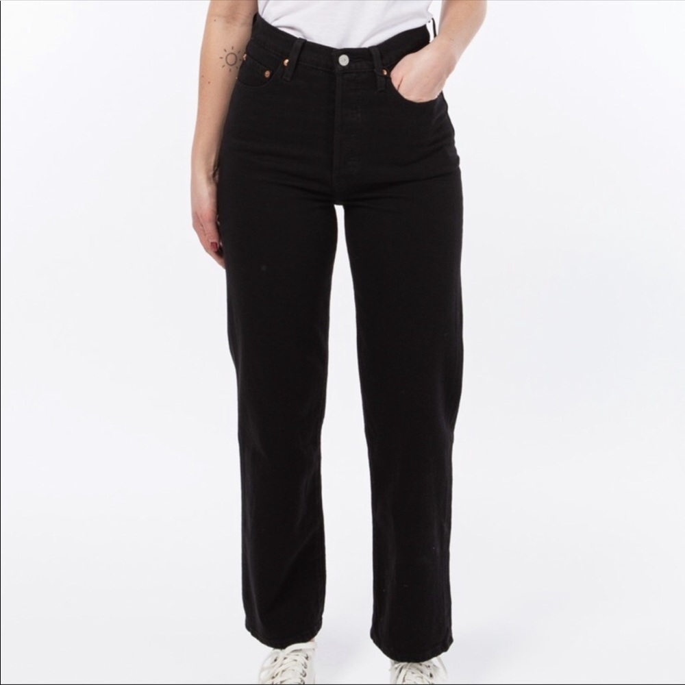 Levi’s Ribcage Straight Black Jeans